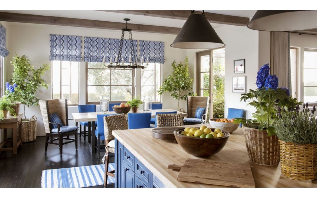 PHONG THỦY H&Oacute;A GIẢI HƯỚNG NH&Agrave; XẤU BẰNG M&Agrave;U SẮC 