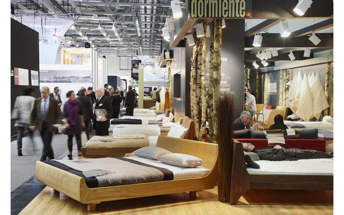 BGĐ THAM GIA HỘI CHỢ H&Agrave;NG NỘI THẤT V&Agrave; L&Agrave;M VIỆC VỚI C&Aacute;C ĐỐI T&Aacute;C TẠI FRANKFURT V&Agrave; COLOGNE - ĐỨC